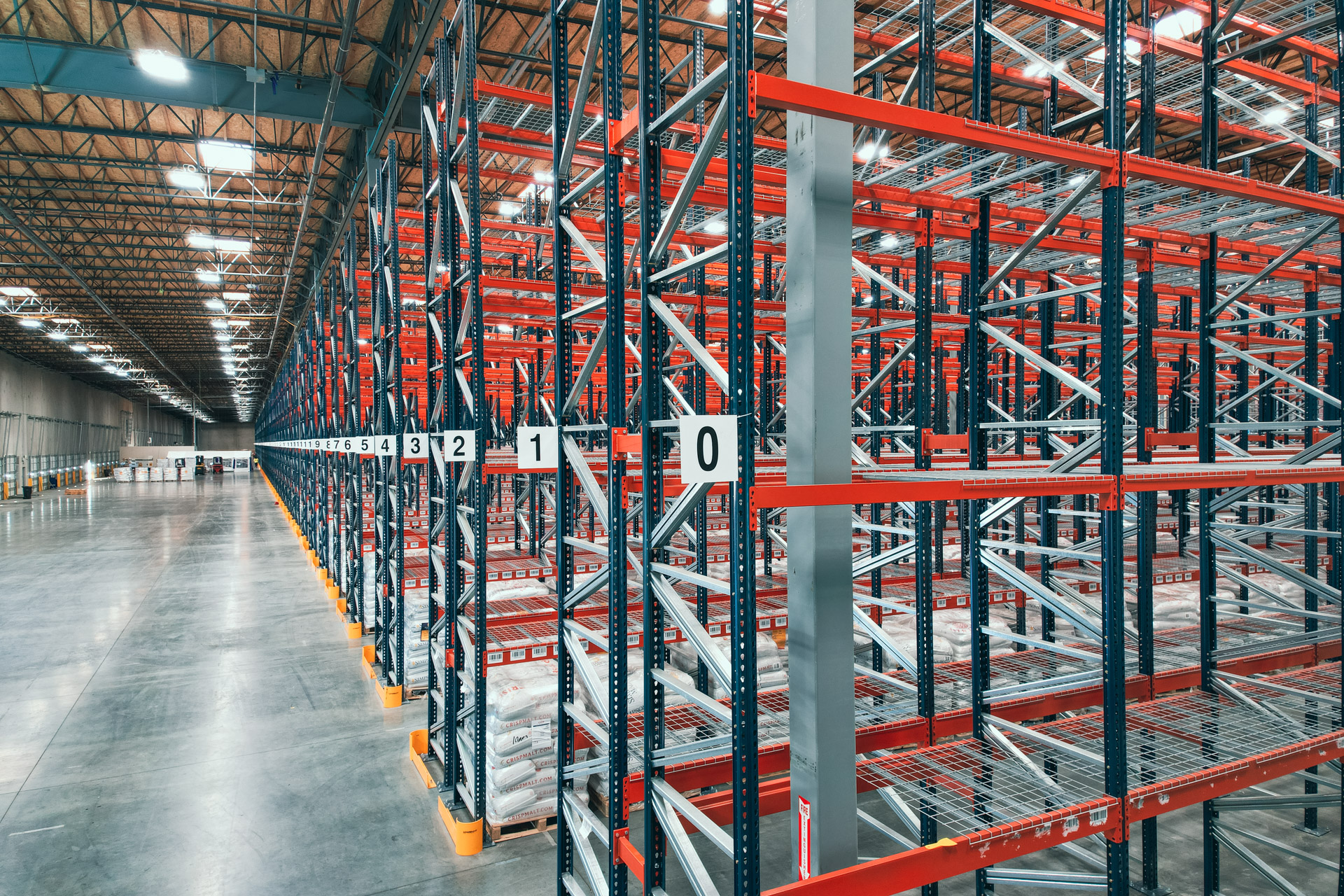 Industrial pallet racking warehouse in Bloomington Minnesota